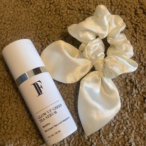 Brand new face Foundrie glow up serum